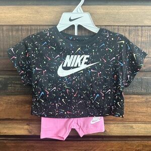 🎉NWT Little Girls Nike 2pc Set🎉